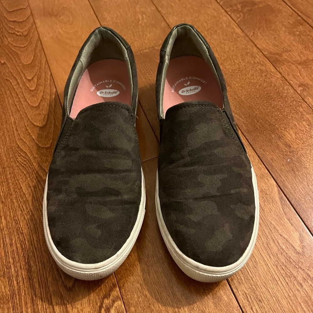 Dr Scholl’s slip on sneakers